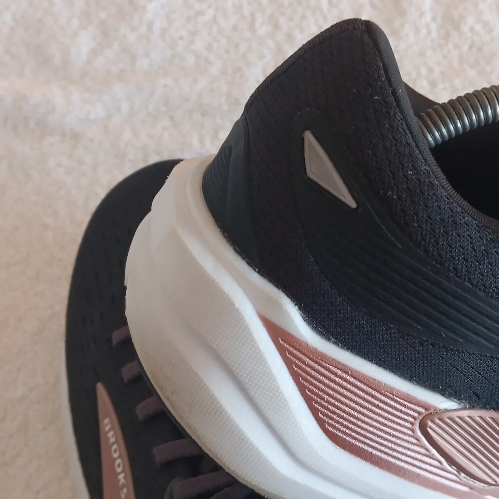 Brooks Ghost Max 3 Professional Running Shoes - image 10